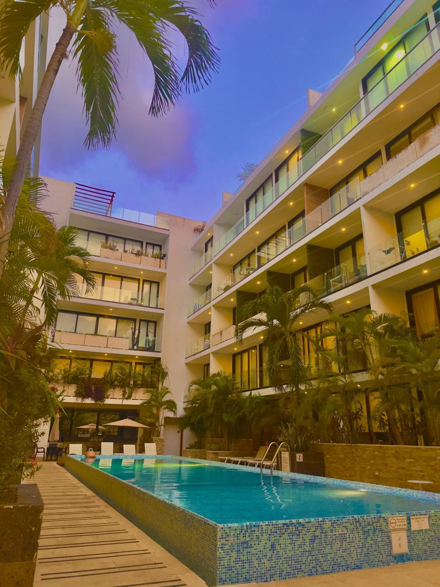 The City Condos By Menesse Playa del Carmen Kültér fotó