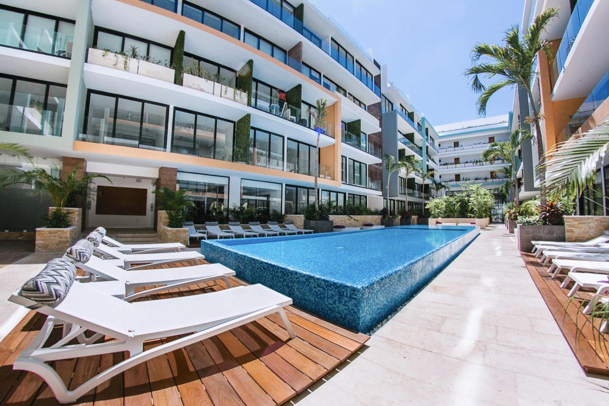 The City Condos By Menesse Playa del Carmen Kültér fotó